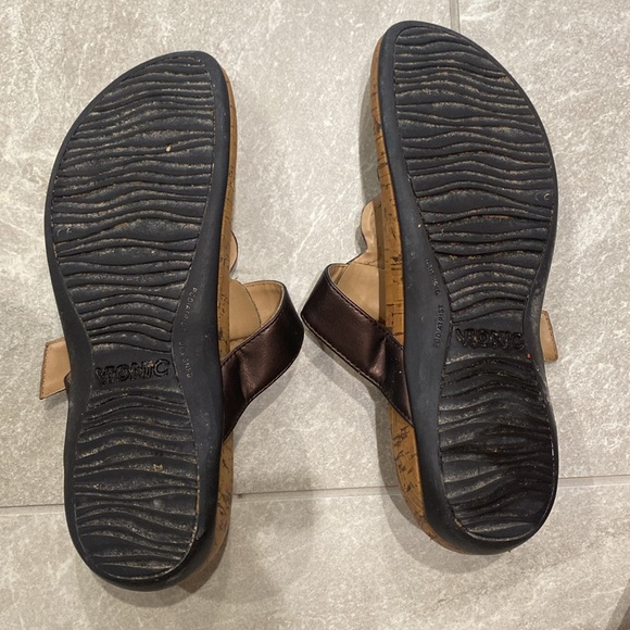 Vionic sandals - Picture 4 of 6